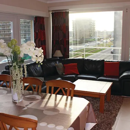 Residentie Versailles Ref 195 * Oostende