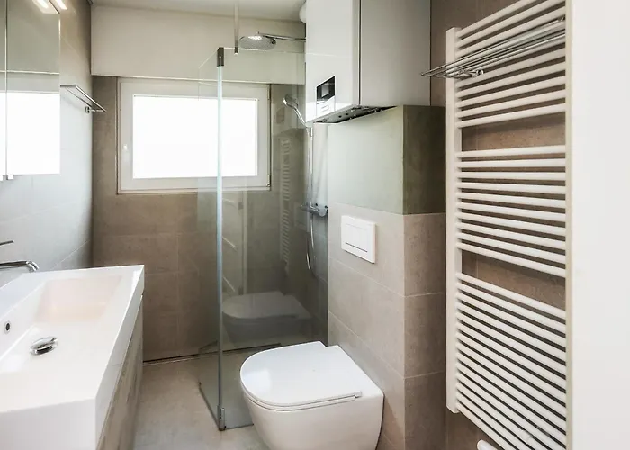 Residentie Versailles Ref 195 *